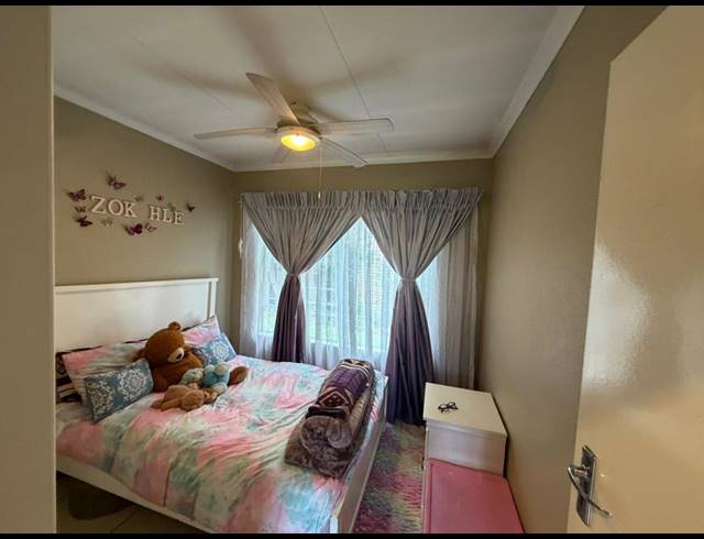 2 BEDROOM SIMPLEX FOR SALE IN WILGEHEUWEL